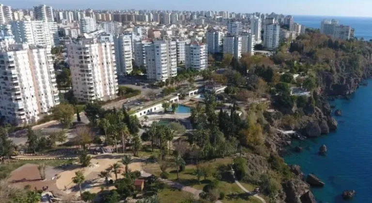 Antalya Muratpaşa'da Ücretsiz 'Language Lounge' Etkinlikleri Başlıyor