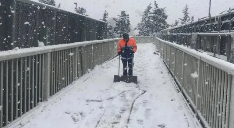 İstanbul'da Karla Mücadele: Toplu Ulaşım ve Trafikte Önlemler